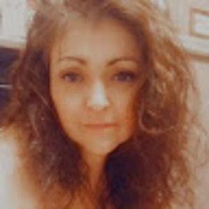 Meet your Posher, Katina